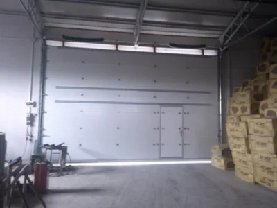 Usi de garaj - usi industriale - automatizari - Falticeni / Suceava