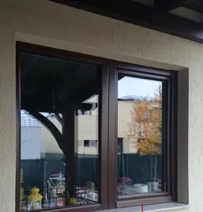 Ferestre si usi din lemn stratificat - Arad