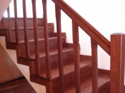 Scari interioare din lemn - Piatra Neamt