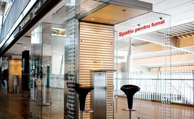 CABINE PENTRU FUMAT
