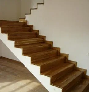 Scari si balustrade lemn - Piatra Neamt