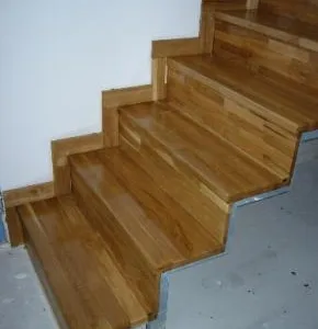 Scari si balustrade lemn - Piatra Neamt