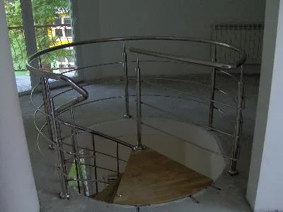 Scari si balustrade lemn - Piatra Neamt