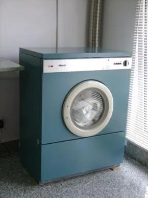 Servicii complete de - spalatorie haine si curatatorie Arad