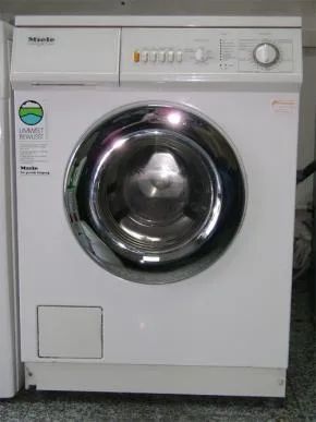 Servicii complete de - spalatorie haine si curatatorie Arad