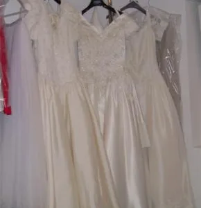 Servicii complete de - spalatorie haine si curatatorie Arad