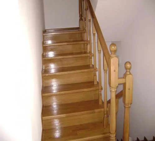 Scari si balustrade din lemn - Bucuresti