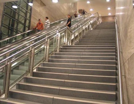 Modernizari - intretinere - reparatii lifturi Bistrita