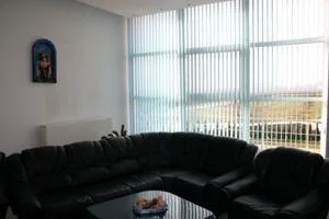 Producator de sisteme de tamplarie din PVC si aluminiu - Bacau