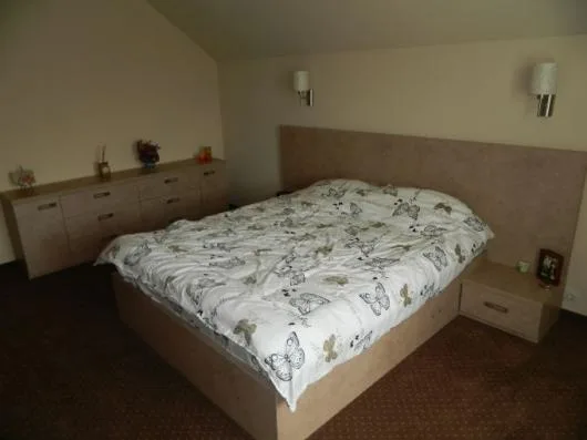 Mobila la comanda din pal melaminat - Cluj Napoca