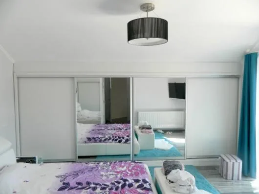 Mobila la comanda din pal melaminat - Cluj Napoca