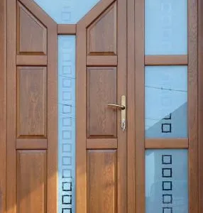 Usi de interior - usi de exterior si ferestre din lemn stejar - Ciugud / Alba