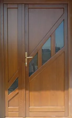 Usi de interior - usi de exterior si ferestre din lemn stejar - Ciugud / Alba