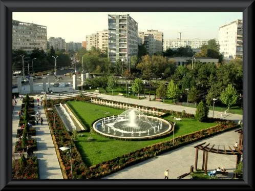 SC J900 Media World Services SRL