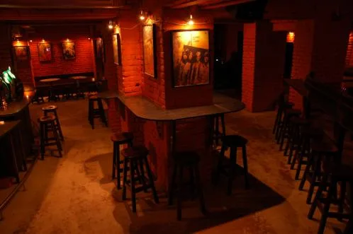 SC J900 Media World Services SRL