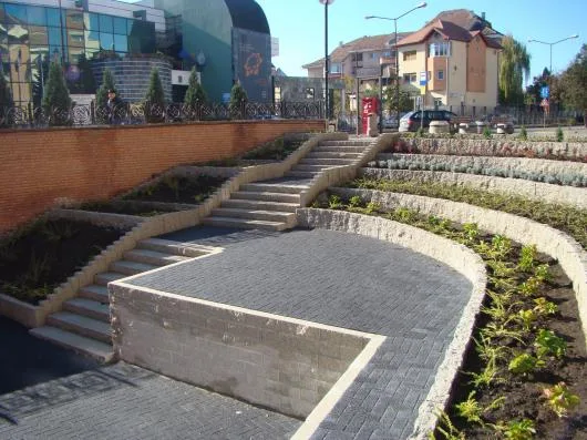 Alba Iulia - Arhitectura peisagera - ingrijire gradini