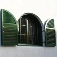 Ferestre si usi din lemn stratificat - Cluj Napoca