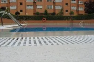Constructie si accesorii piscine Prahova