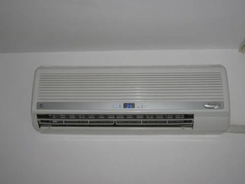 FELCRIS INSTAL COM SRL