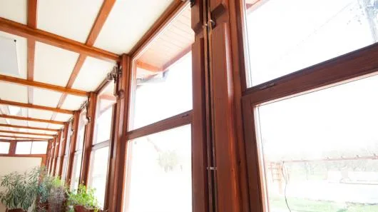 Ferestre si usi din lemn stratificat - Bucuresti