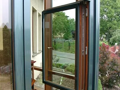 Ferestre si usi din lemn stratificat - Bucuresti