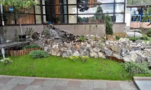 Tomesti / Iasi - Amenajari gradini - impaduriri - mobilier urban