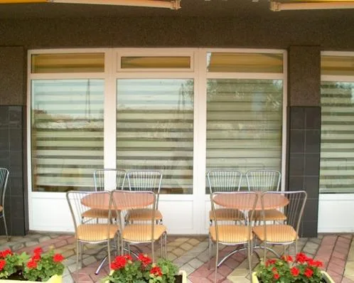 Jaluzele - rolete - porti de garaj - tamplarie PVC - Santion / Bihor