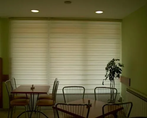 Jaluzele - rolete - porti de garaj - tamplarie PVC - Santion / Bihor