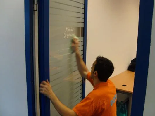 Doral Cleaning Servicii profesionale curatenie civila si industriala Bucuresti