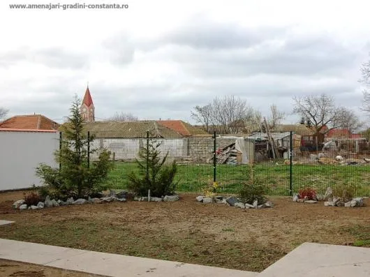 IXORA PROD -SERV Amenajari gradini si spatii verzi Constanta