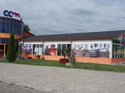 Comanesti / Bacau - Echipamente de curateniie si logistica