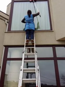 Best Clean Solution Servicii profesionale de curatenie Bacau