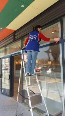 Best Clean Solution Servicii profesionale de curatenie Bacau