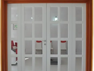 Usi si scari din lemn masiv realizate la comanda - Margineni / Bacau