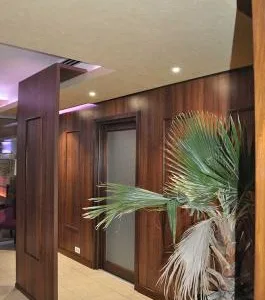 Usi si scari din lemn masiv realizate la comanda - Margineni / Bacau