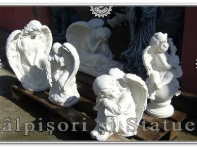 Cocorova / Mehedinti - Ornamente de gradina din beton
