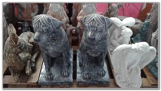 Cocorova / Mehedinti - Ornamente de gradina din beton