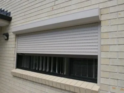 Automatizari porti - usi de garaj - casa inteligenta - Botosani