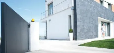 Automatizari porti - usi de garaj - casa inteligenta - Botosani