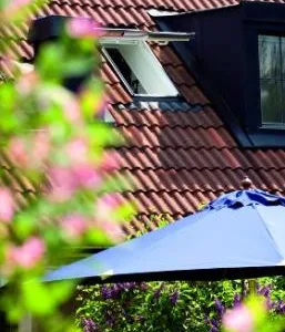 Ferestre pentru acoperis terasa - tunele solare si rulouri - Brasov