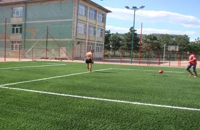 Timisoara - Gazon sintetic sportiv si echipamente sportive
