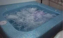 Oradea - Piscine din polipropilena si beton armat