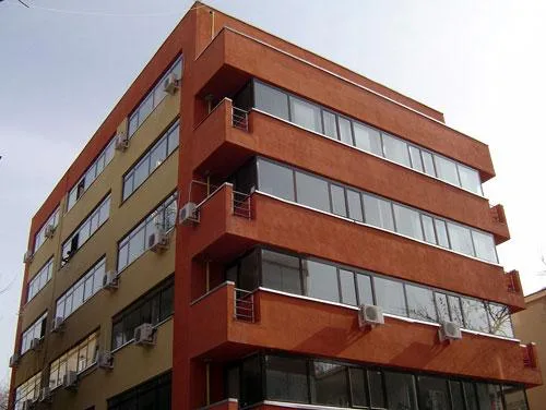 Bucuresti - Constructii - amenajari interioare si exterioare