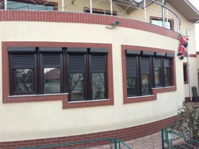 Someone jaluzele Mangalia