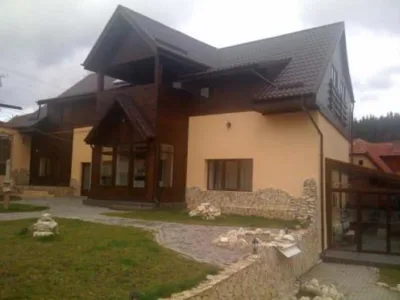 Case pe structura din lemn Ploiesti