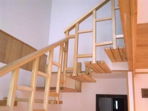 Case pe structura din lemn Ploiesti