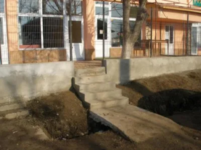 MONDIAL CONSTRUCT