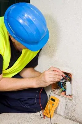Reparatii electrice Bucuresti InterventiiRapide.ro