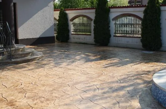 Tunari / Ilfov - Amenajari exterioare beton amprentat