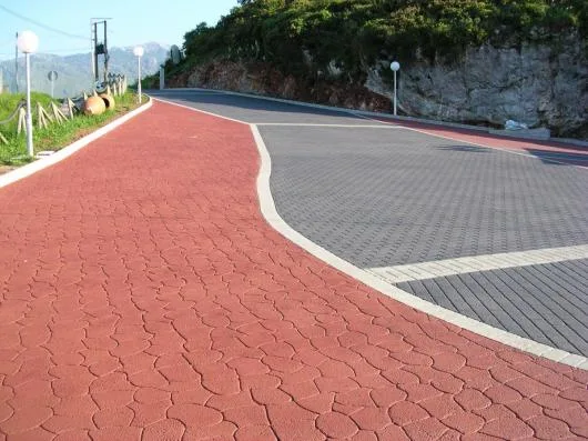 Tunari / Ilfov - Amenajari exterioare beton amprentat